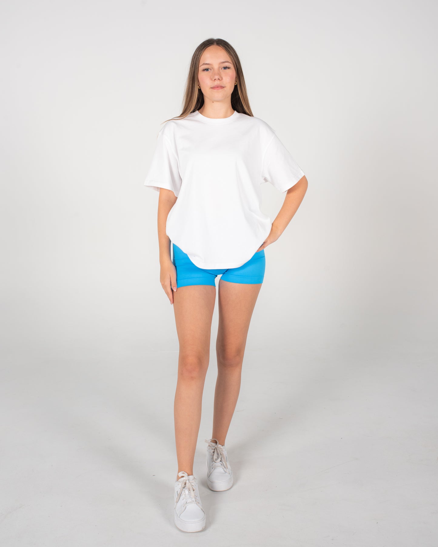 UNISEX PUMP TEE - WHITE