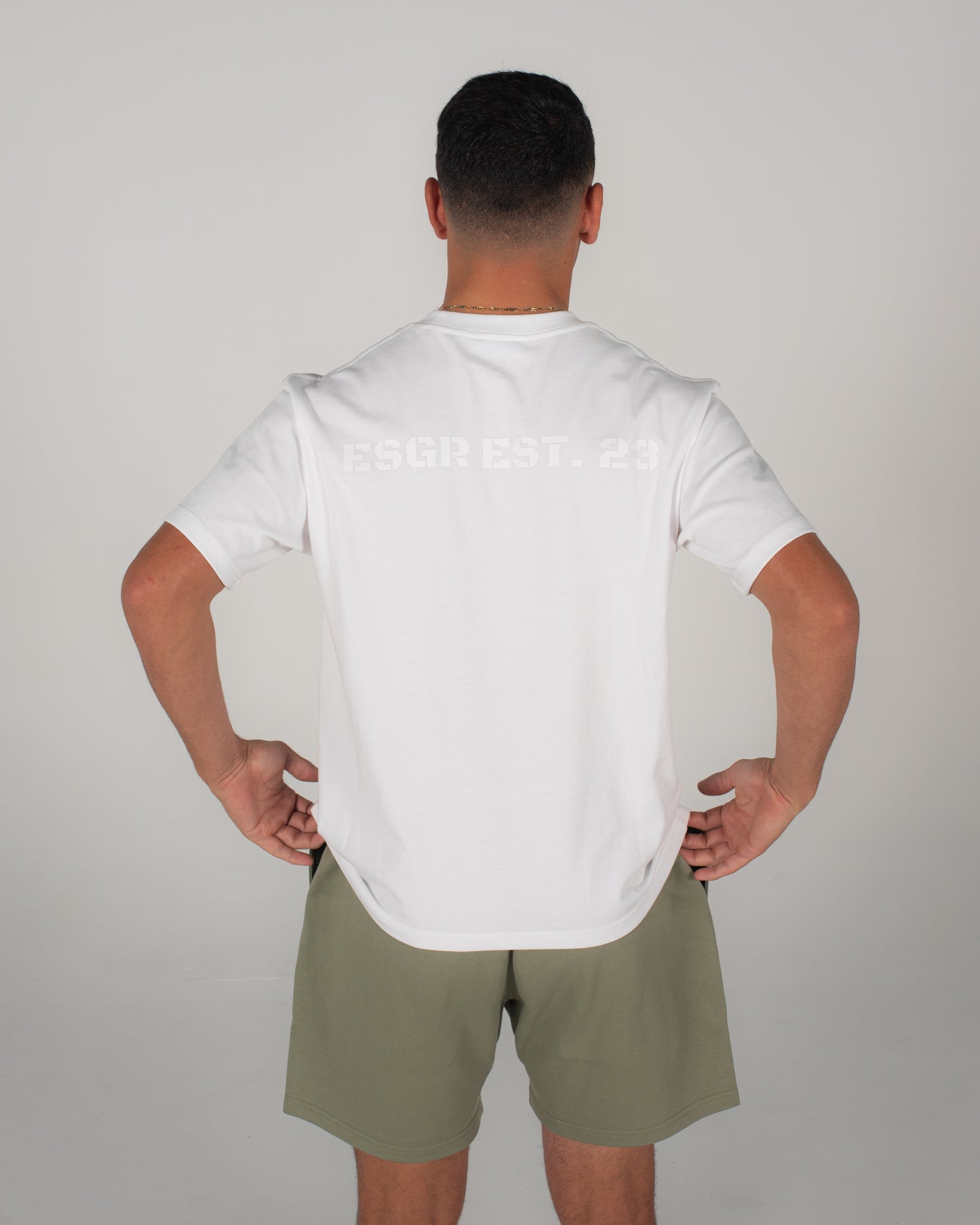 UNISEX PUMP TEE - WHITE