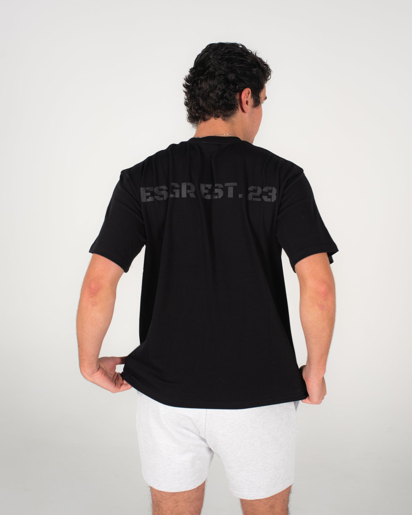 UNISEX PUMP TEE - JET BLACK