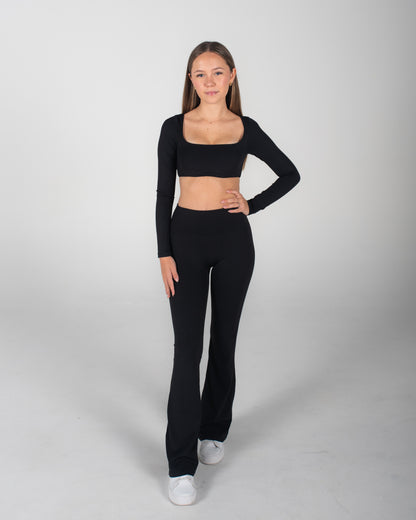 COMFORT FLARE SCRUNCH - JET BLACK